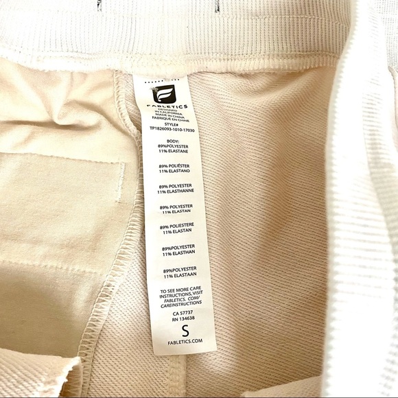 FABLETICS The Courtside French Terry Short Bone - Picture 13 of 16